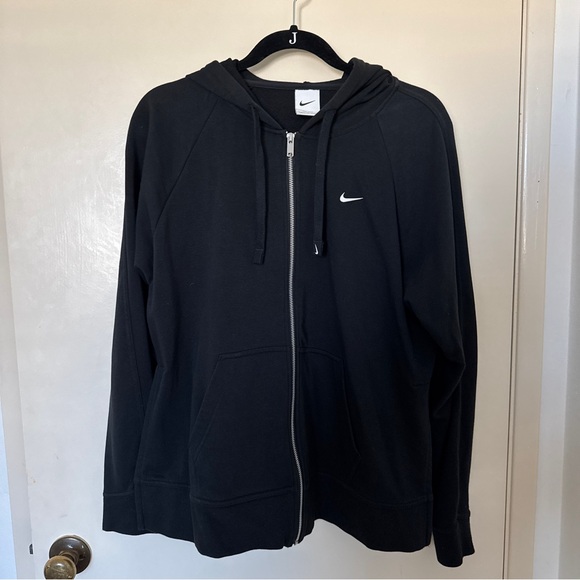 Nike Sweaters - Nike Black Full-Zip Hoodie with side slits
